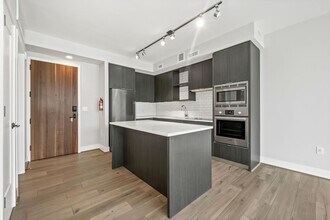 1300 4th St SE in Washington, DC - Building Photo - Building Photo