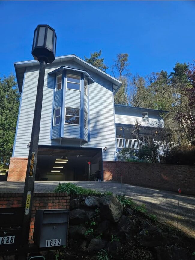 property at 1622 SW 140th St