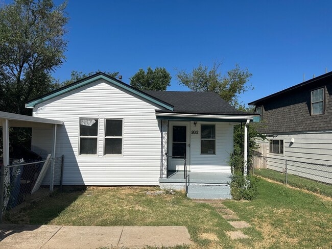 property at 2012 N Pottenger Ave