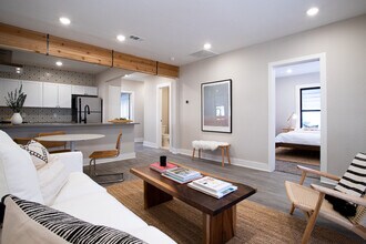 2855 Sharon St in Dallas, TX - Building Photo - Building Photo