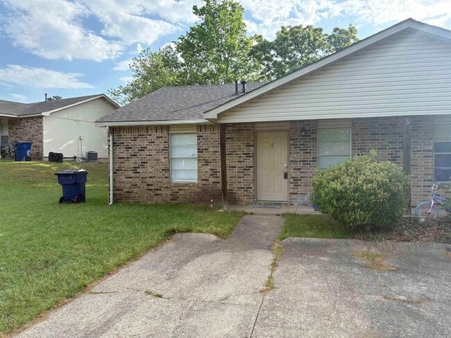 property at 12 Southland Ct