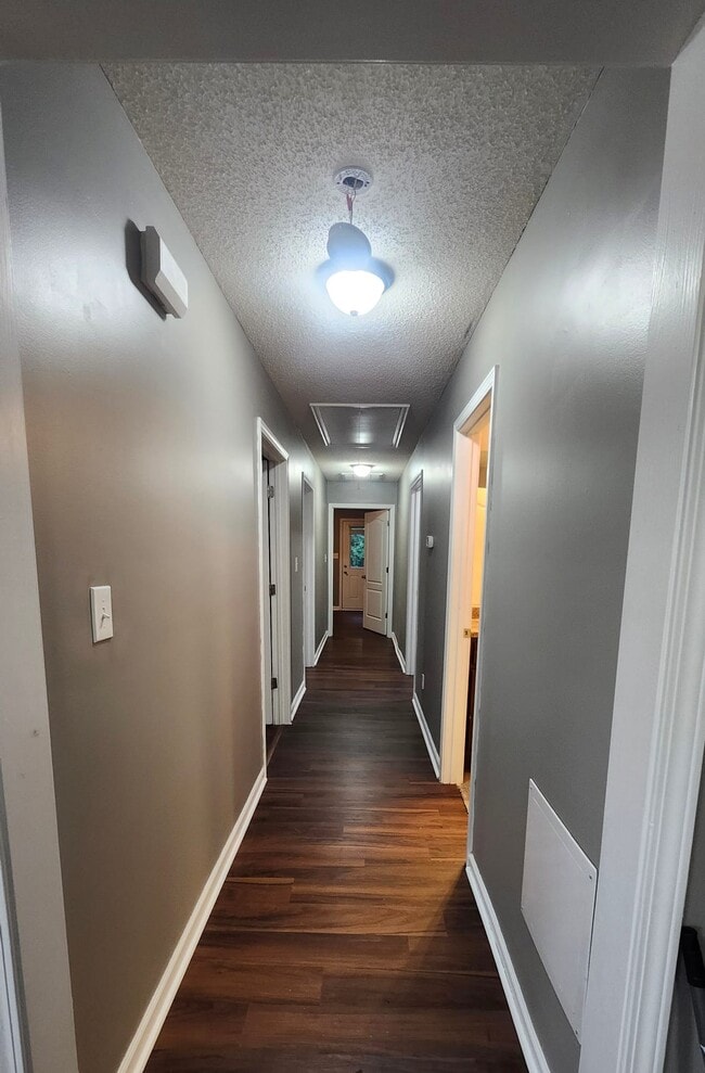 121 Jackson Ln, Unit A in Lincoln, AL - Building Photo - Building Photo
