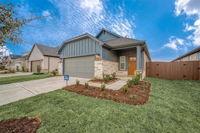 20822 Carleton Lake Ln in Tomball, TX - Building Photo - Building Photo