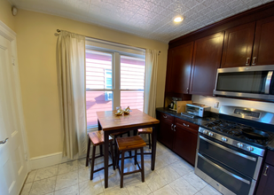 381 Highland Ave, Unit 2 in Somerville, MA - Building Photo - Building Photo