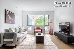 311 W 50th St in New York, NY - Building Photo