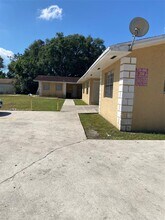 2154 NW 61st St in Miami, FL - Building Photo - Building Photo