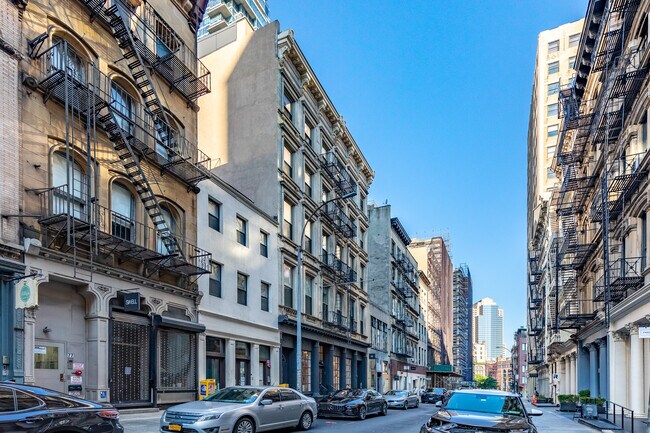 83 Franklin St in New York, NY - Building Photo - Building Photo