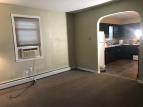 3820 Chestnut St in Emmaus, PA - Building Photo - Building Photo