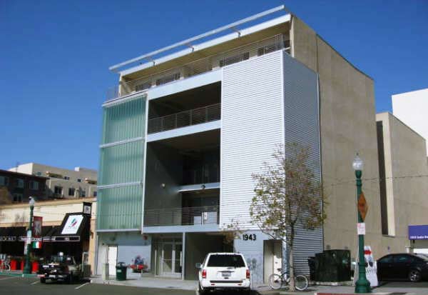 Finestra Lofts in San Diego, CA - Building Photo - Building Photo