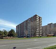 421 Markham Rd in Toronto, ON - Building Photo