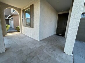2345 E Castanets Dr in Gilbert, AZ - Foto de edificio - Building Photo