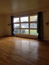 915 Wicks Ln in Billings, MT - Foto de edificio - Building Photo