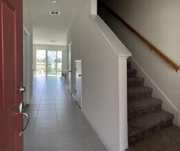 2134 Crystal Bell St in Orlando, FL - Building Photo - Building Photo
