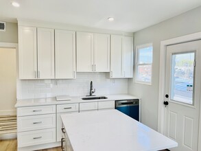 44 Purchase St, Unit 3 in Rye, NY - Building Photo - Building Photo
