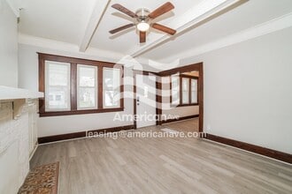 2107 N Peoria Ave in Peoria, IL - Building Photo - Building Photo