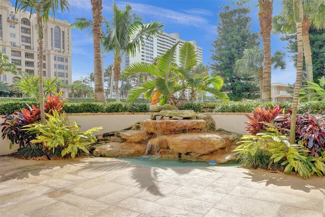 2501 S Ocean Blvd in Boca Raton, FL - Building Photo - Building Photo