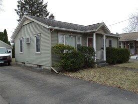 146 Cutler Ave in Corning, NY - Building Photo