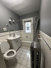 393 Beech St, Unit 1 in Boston, MA - Building Photo - Building Photo