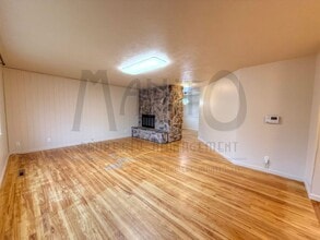 1210 W Warn Way in Spokane, WA - Building Photo - Building Photo