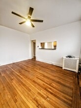 275 Harrison Ave, Unit D2 in Jersey City, NJ - Foto de edificio - Building Photo