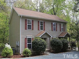 195 Severin St in Chapel Hill, NC - Building Photo