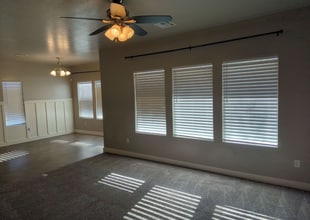 377 W 3323 S in Washington, UT - Building Photo - Building Photo