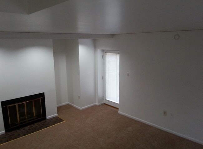 507 N Neville St, Unit 507