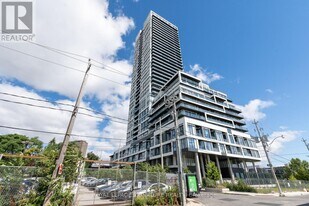 5 Defries St in Toronto, ON - Building Photo