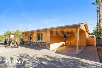 2122 W Shaw Butte Dr, Unit 9203 in Phoenix, AZ - Building Photo - Building Photo