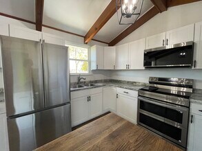 512 Taryton Dr in Lebanon, TN - Foto de edificio - Building Photo