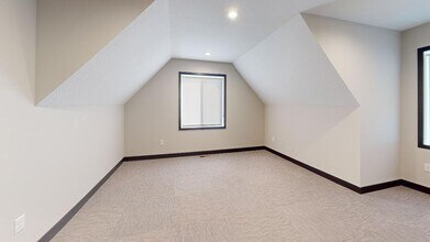 712 11th Ave SE in Minneapolis, MN - Building Photo - Building Photo