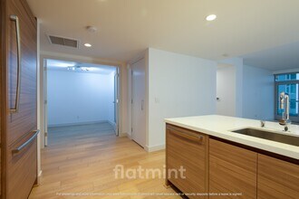 583 Battery St in Seattle, WA - Building Photo - Building Photo