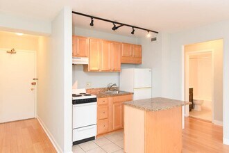 450 W Wellington Ave in Chicago, IL - Building Photo - Building Photo