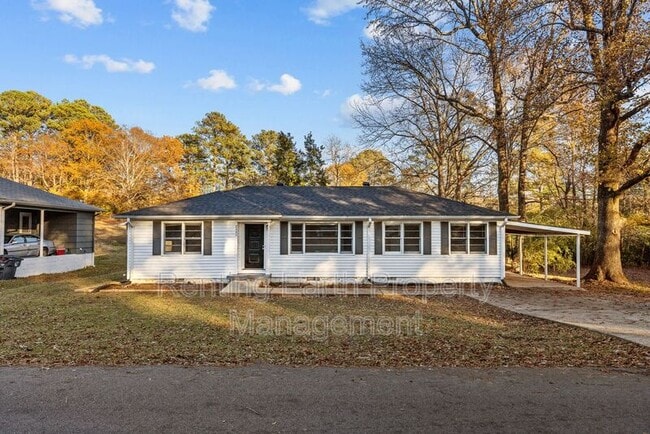 2321 4th St NE in Center Point, AL - Building Photo - Building Photo