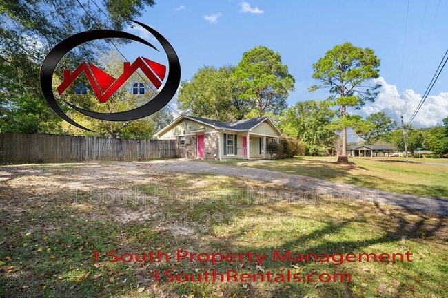 1725 Wagon Wheel Dr in Semmes, AL - Building Photo - Building Photo