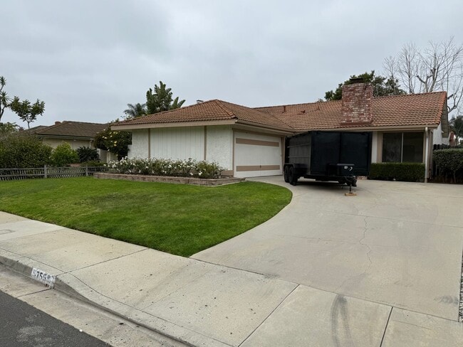 5759 Cherry Ridge Dr in Camarillo, CA - Building Photo - Building Photo