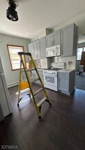 25 Bowdoin St in Clifton, NJ - Building Photo - Building Photo