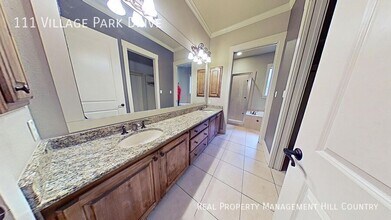 111 Village Park Dr in Boerne, TX - Building Photo - Building Photo