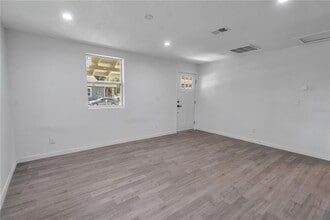 107 W Virginia Ave in Tampa, FL - Building Photo - Building Photo