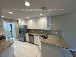 400 Capistrano Dr in Palm Beach Gardens, FL - Building Photo - Building Photo