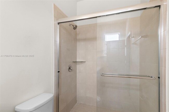 9314 W 33rd Ln in Hialeah, FL - Building Photo - Building Photo