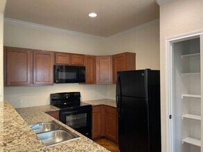 16827 Dancing Ava in Selma, TX - Building Photo - Building Photo