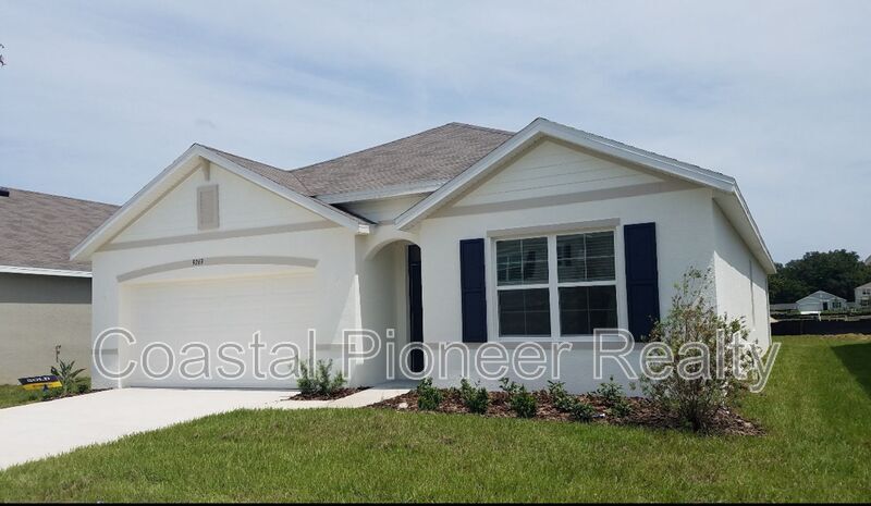 9269 Watolla Dr in Thonotosassa, FL - Building Photo