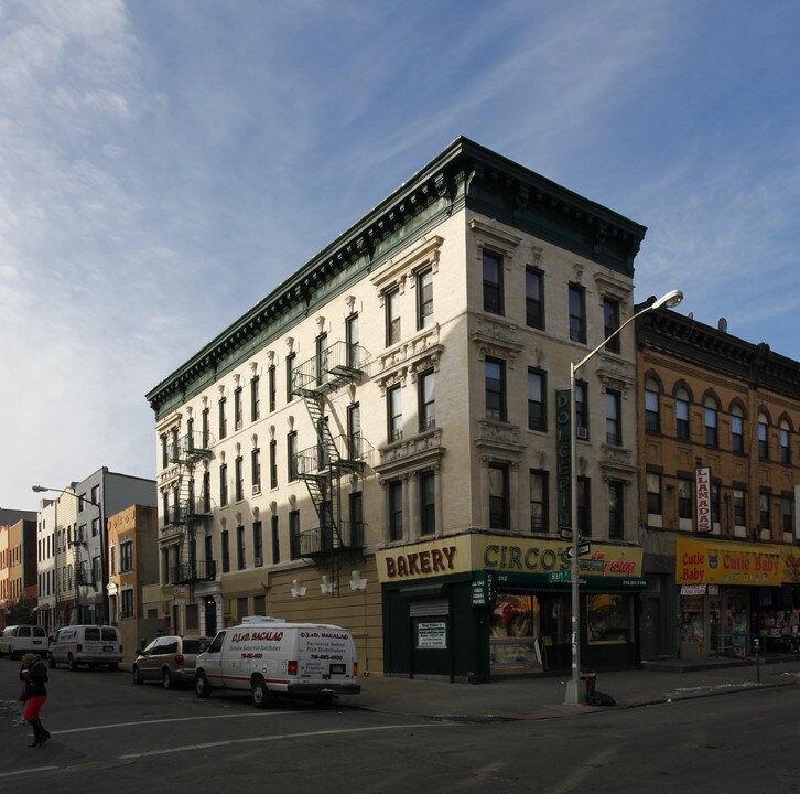 312 Knickerbocker Ave in Brooklyn, NY - Building Photo