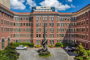 Gayoso House at Peabody Place | Apartments