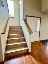 512 Hazel St in Arlington, WA - Foto de edificio - Building Photo