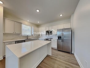 482 Pointe Dr in Dallas, GA - Building Photo - Building Photo