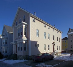 686 Plymouth Ave in Fall River, MA - Building Photo - Building Photo