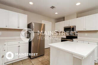 8803 Mesa Vista in San Antonio, TX - Building Photo - Building Photo