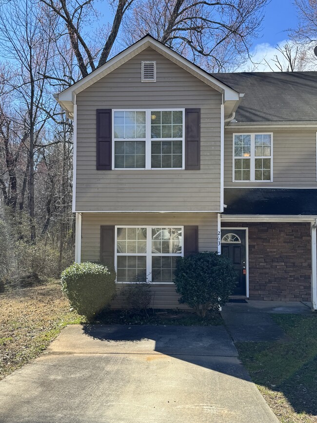 property at 263 Sunshine Trail